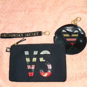 Nwot 3pc.Victoria's Secret coin, keychain, small bag set